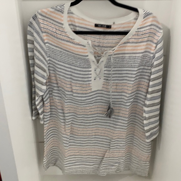 Tunic - Picture 1 of 4
